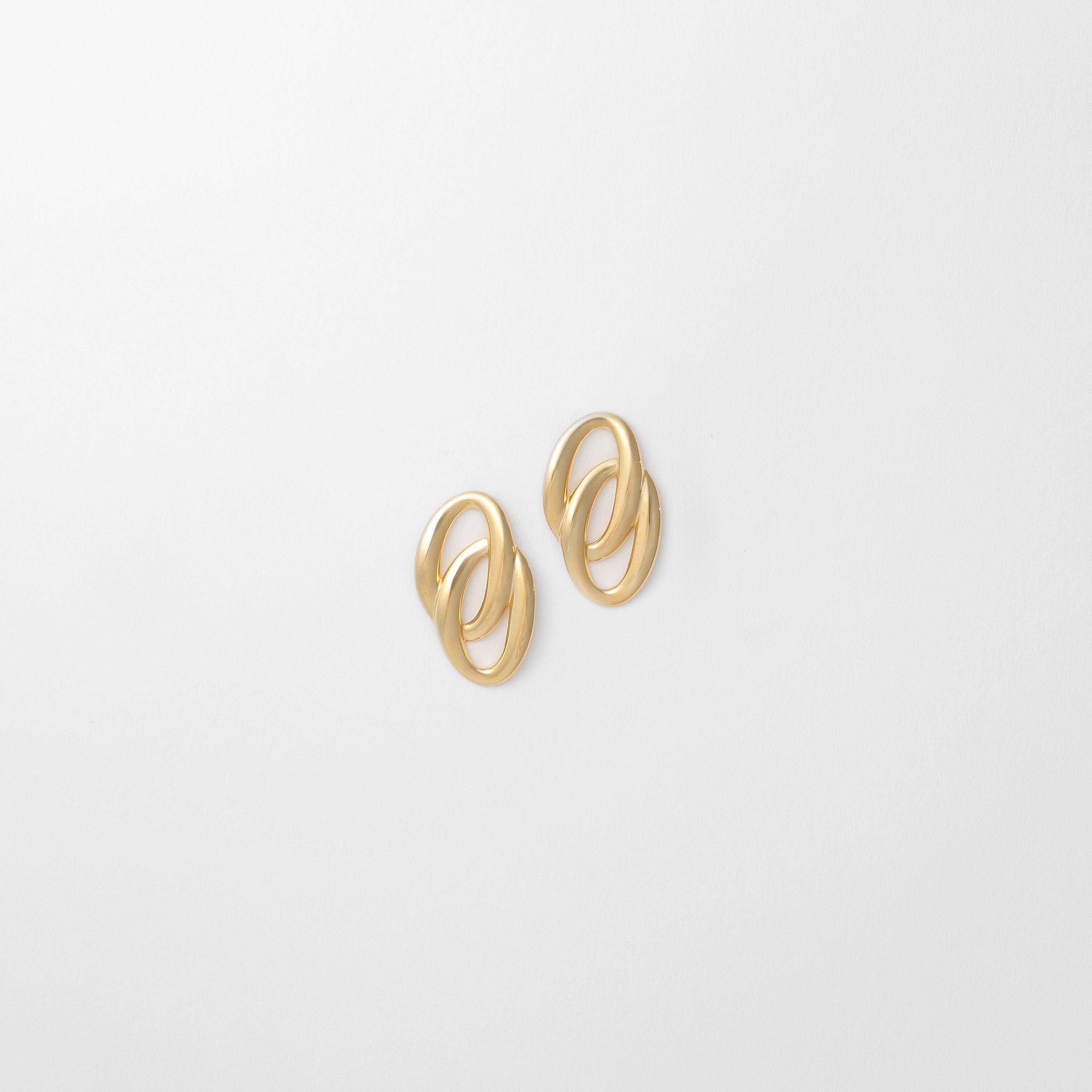 Ivelle Earrings