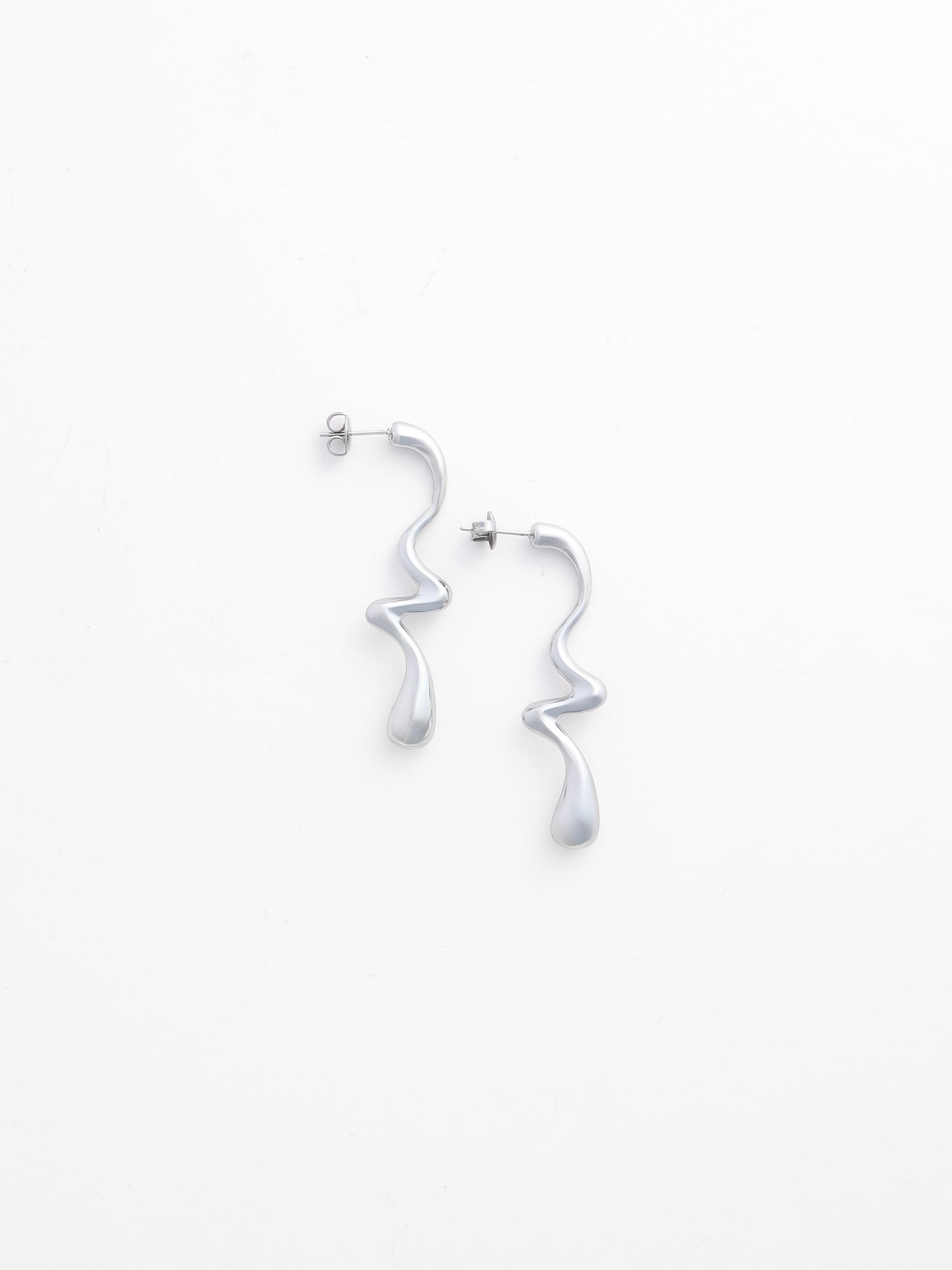 Rhys Earrings / Silver